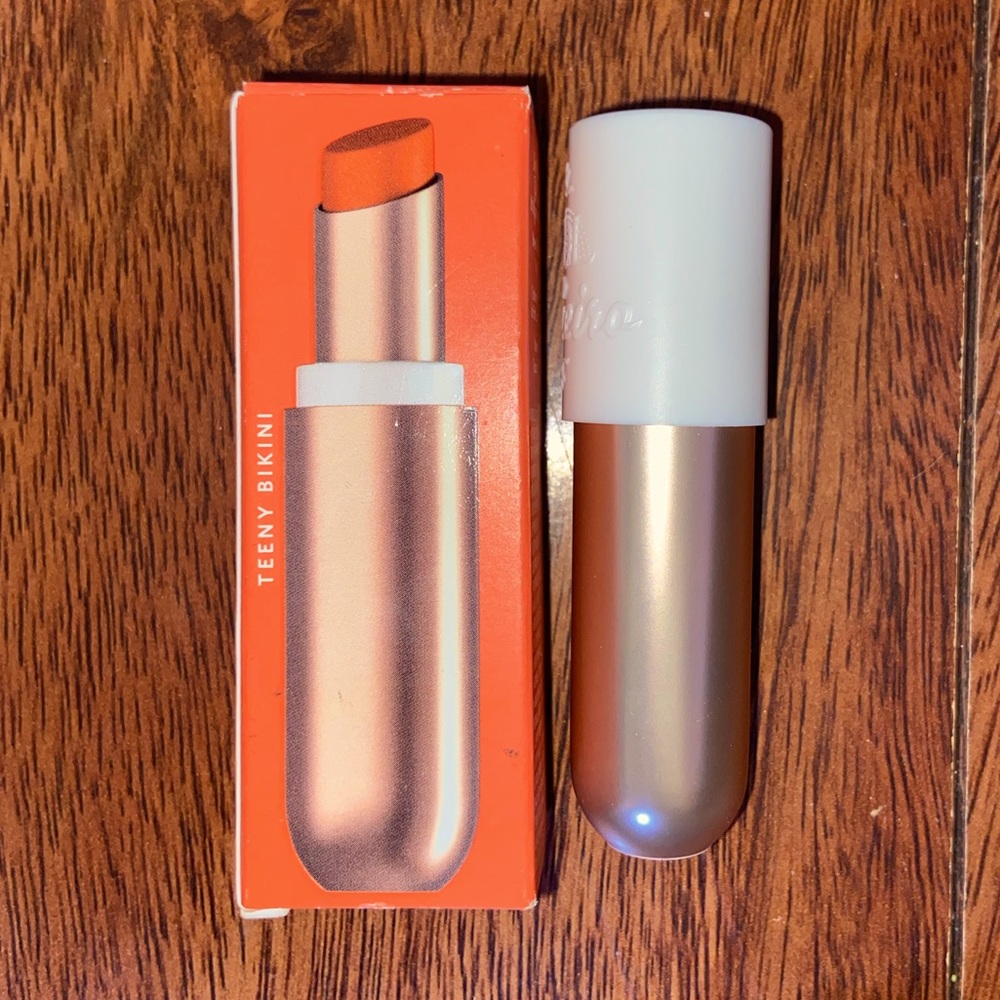 Beauty bundle! - Picture 2 of 6